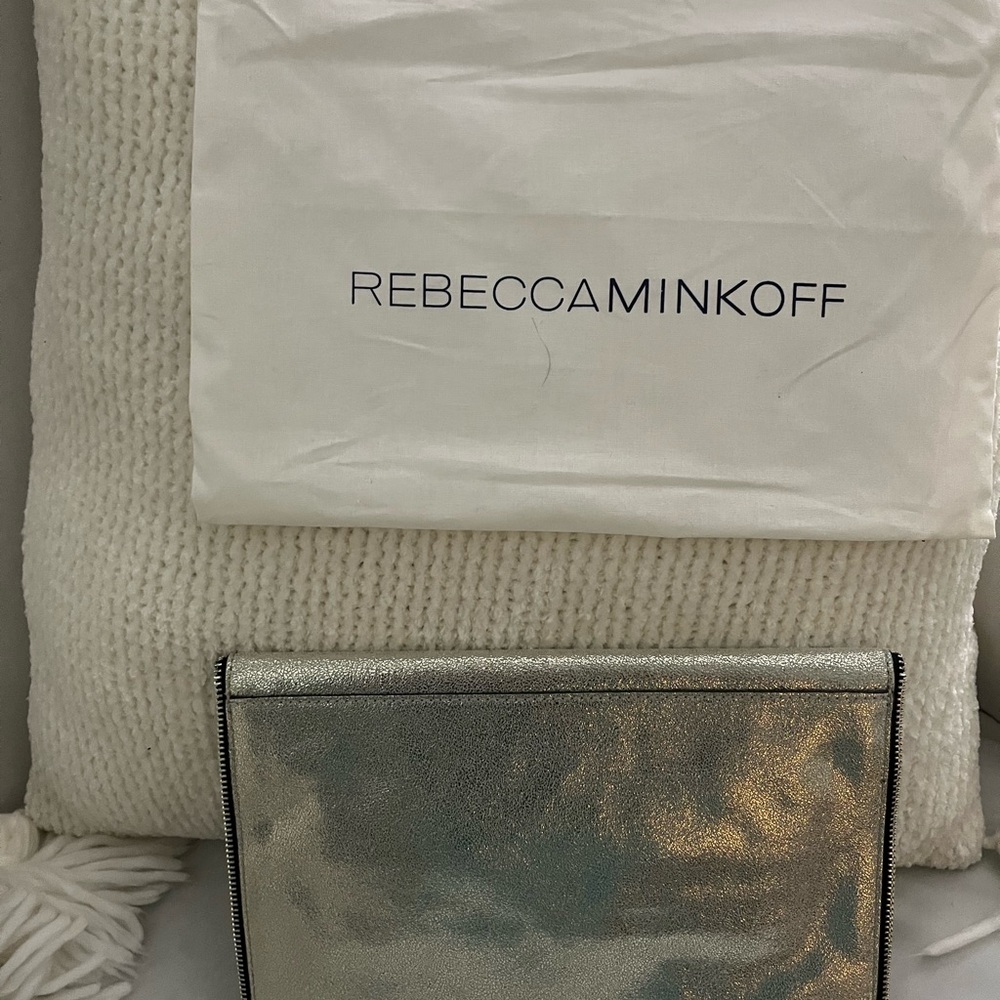 Rebecca Minkoff leo envelope zipper edge gold clutch purse - Picture 2 of 5